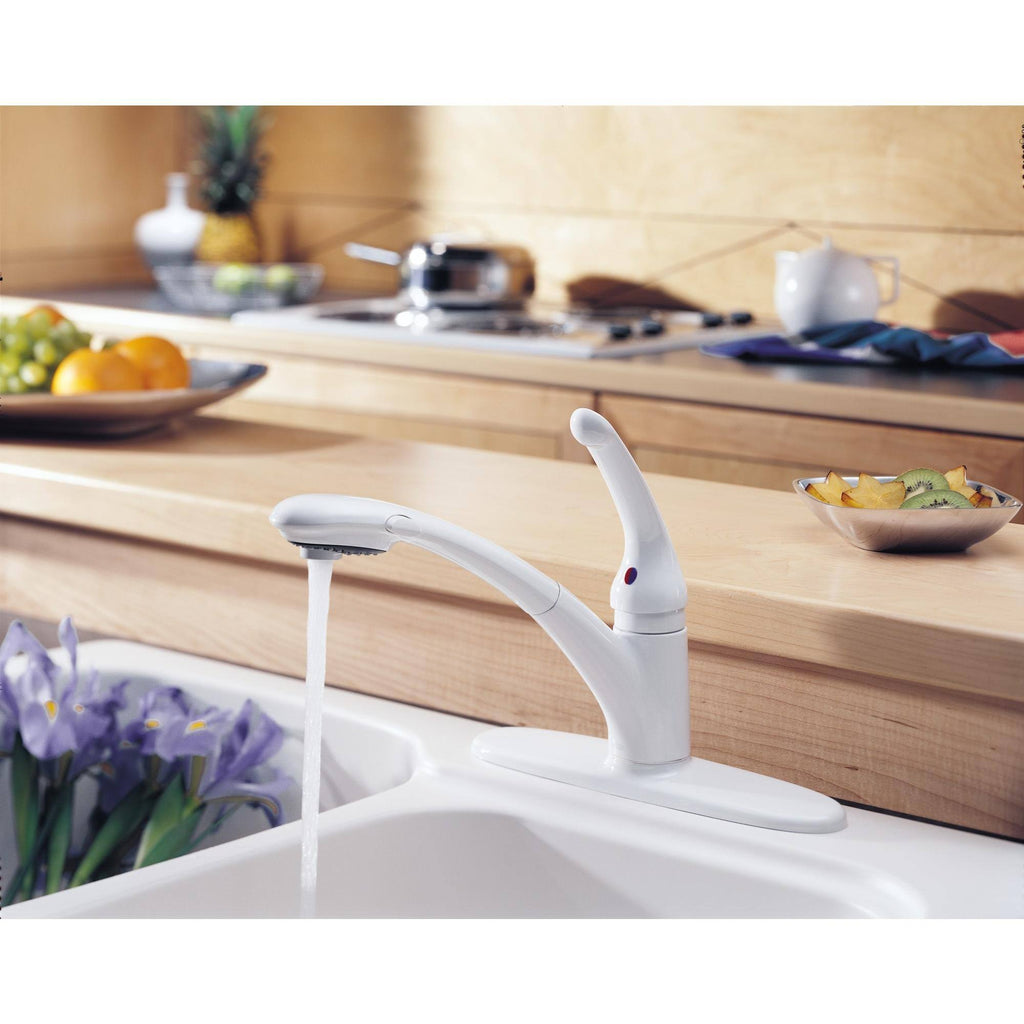 Delta 470-WH-DST Signature Single Handle Pull-Out Kitchen Faucet White
