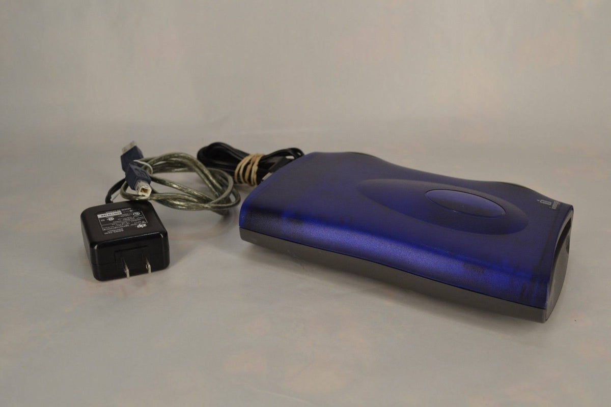 Iomega Zip 100 MB USB External Zip Drive with USB, Power Cord and 3 100Mb Discs