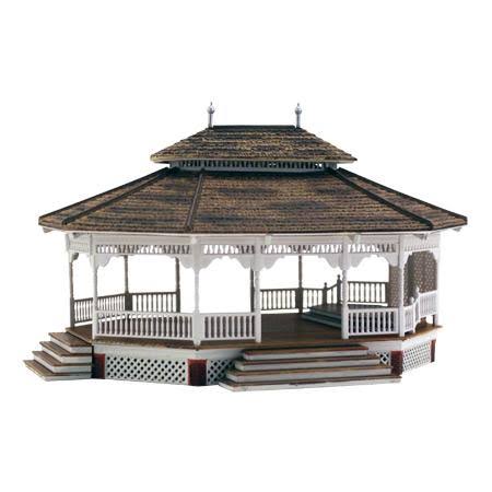 Woodland Scenics HO Old Weathered Barn Built u0026 Ready BR5038