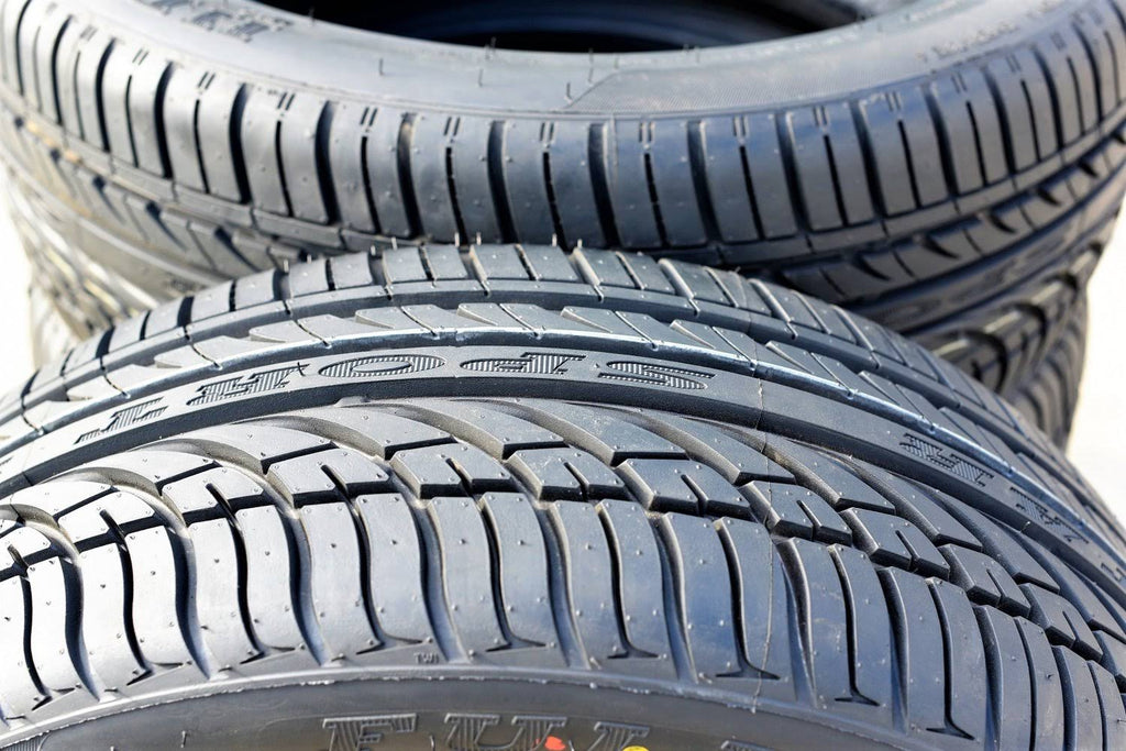 Fullway HP108 215/55ZR17 215/55R17 98W XL High Performance Tire