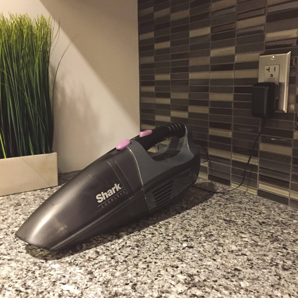Shark Cordless Pet Perfect Lithium Hand VAC LV800