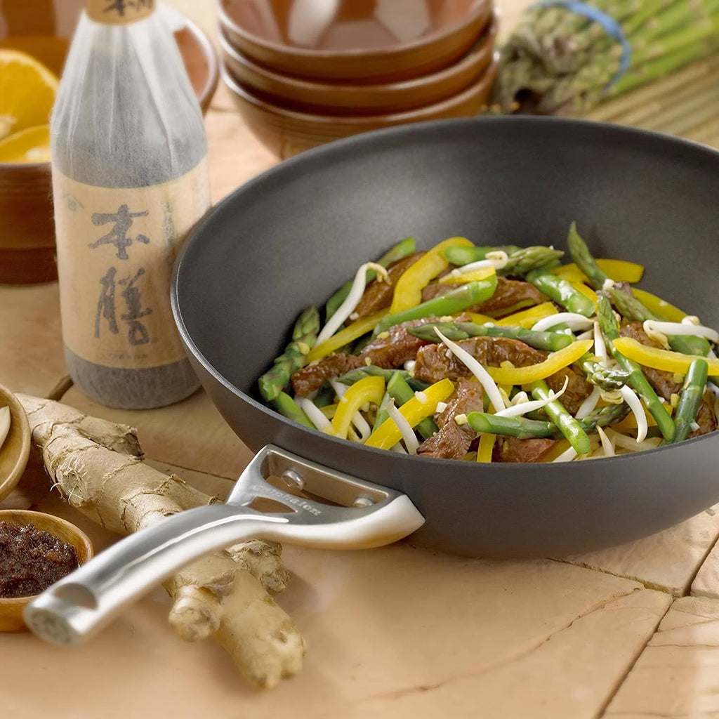 Calphalon Contemporary 10 inch Non-Stick Dishwasher Safe Stir Fry Pan