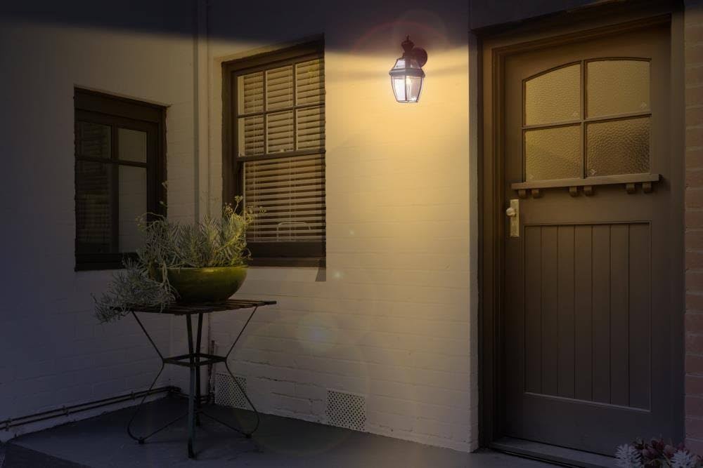 Secure Home Hanging Carriage 14.5-in H Black Medium Base (E-26) Outdoor Wall Light
