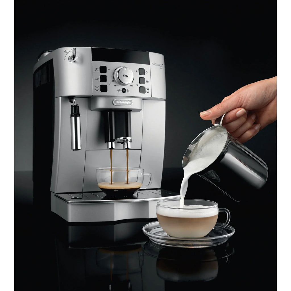 De'Longhi Magnifica XS Fully Automatic Espresso and Cappuccino Machine with Manual Cappuccino System