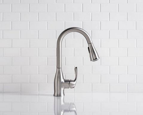 Moen Kaden Single-Handle Pull-Down Sprayer Kitchen Faucet Stainless