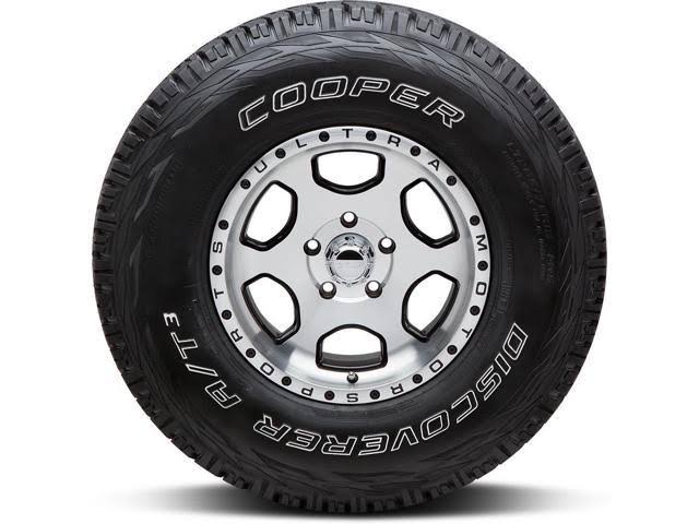 Cooper Tires Discoverer A/T3 Tire 235/75R17 109T