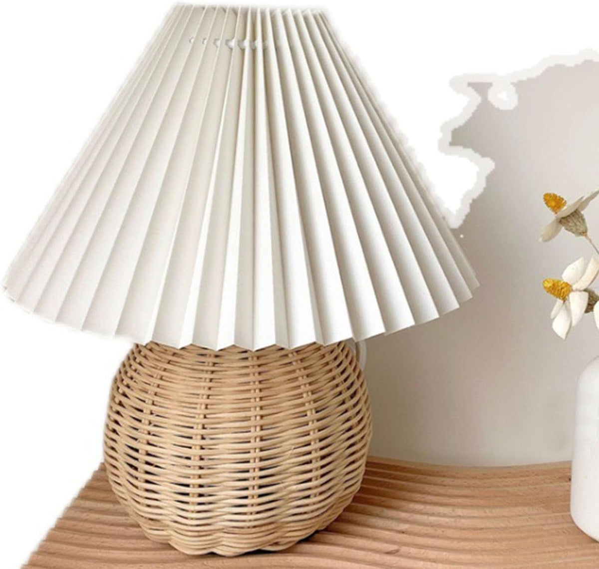 Table Lamp Rattan Pleated Aesthetic Vintage Lamp Bedside Nightstand Mini Lamp for Bedroom Living Room Side Table