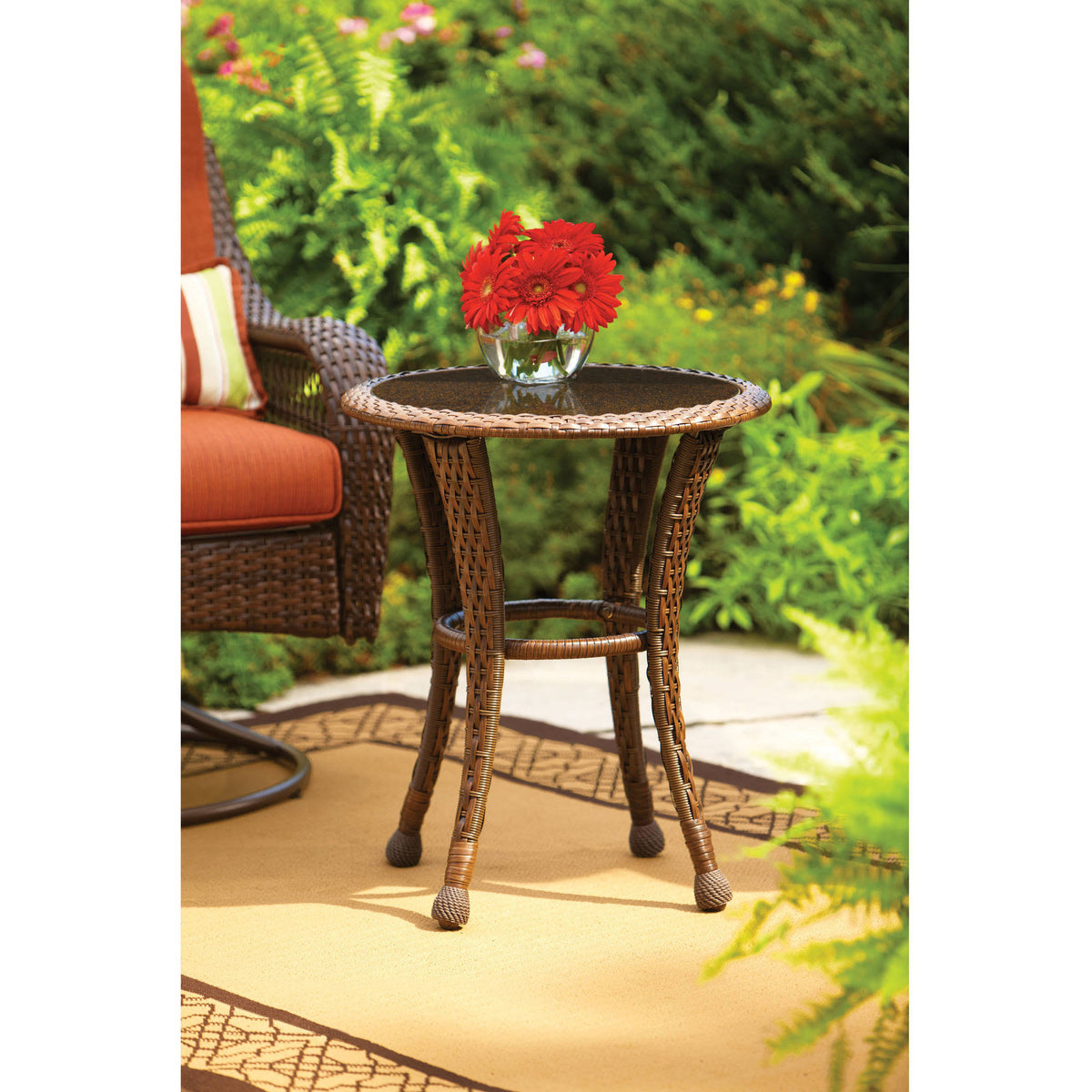 Better Homes and Gardens Azalea Ridge 20x22 Round Outdoor Side Table