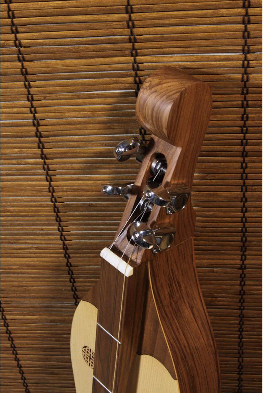 Roosebeck Grace Mountain Dulcimer 4-String Vaulted Spruce Knotwork - Walnut