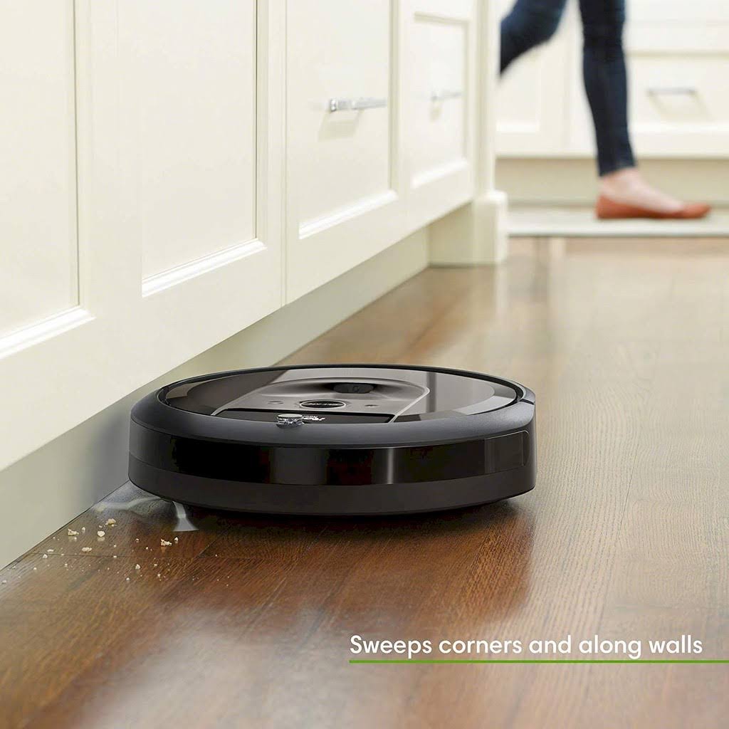 iRobot Roomba i7 (7550) Robot Vacuum - Wi-Fi Connected - Black