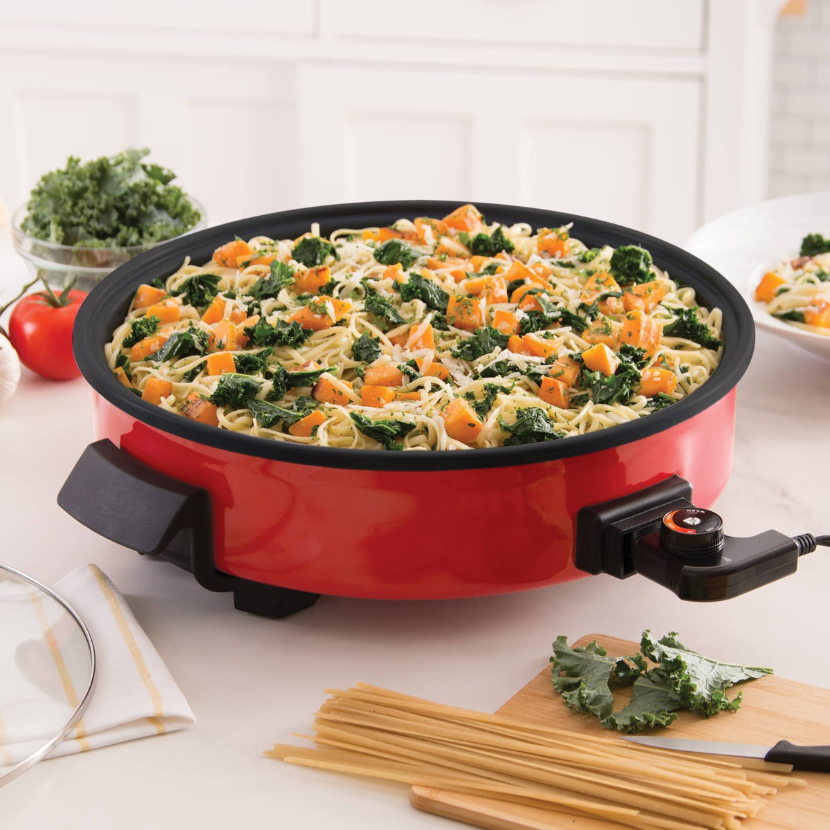 Dash 14x22 Family Size Rapid Skillet, Red