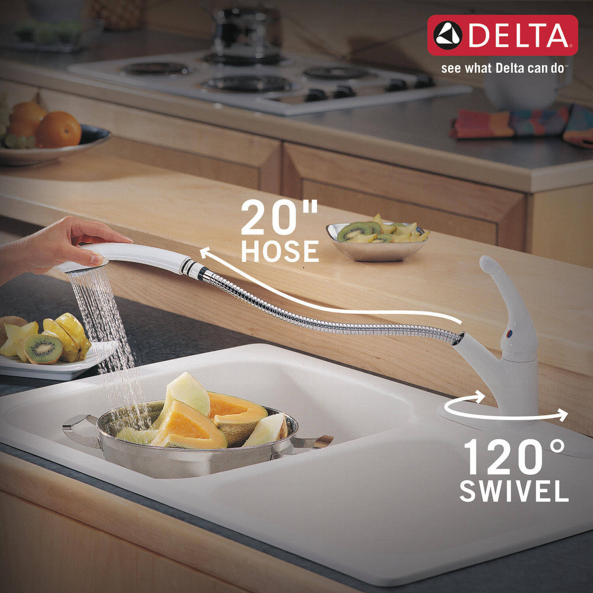Delta 470-WH-DST Signature Single Handle Pull-Out Kitchen Faucet White