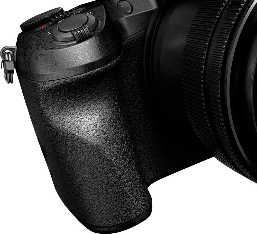 Panasonic Lumix DMC-FZ2500 20.1 MP Compact Ultra HD Digital Camera - 4K - Black