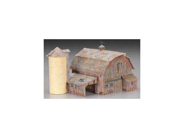 Woodland Scenics HO Old Weathered Barn Built u0026 Ready BR5038