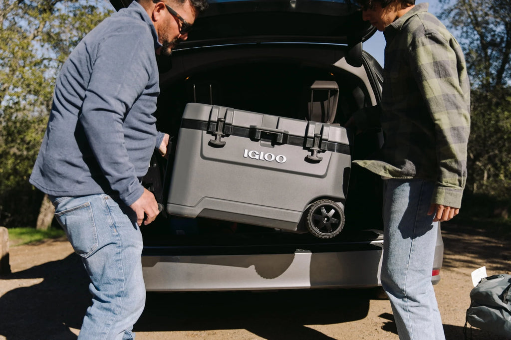 Igloo Overland 72 Quart Ice Chest Cooler with Wheels, Gray (31 x 18 x18)