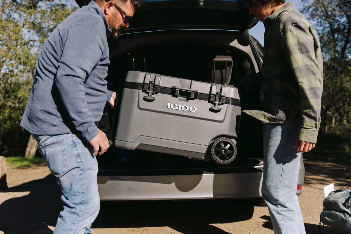 Igloo Overland 72 Quart Ice Chest Cooler with Wheels, Gray (31 x 18 x18)