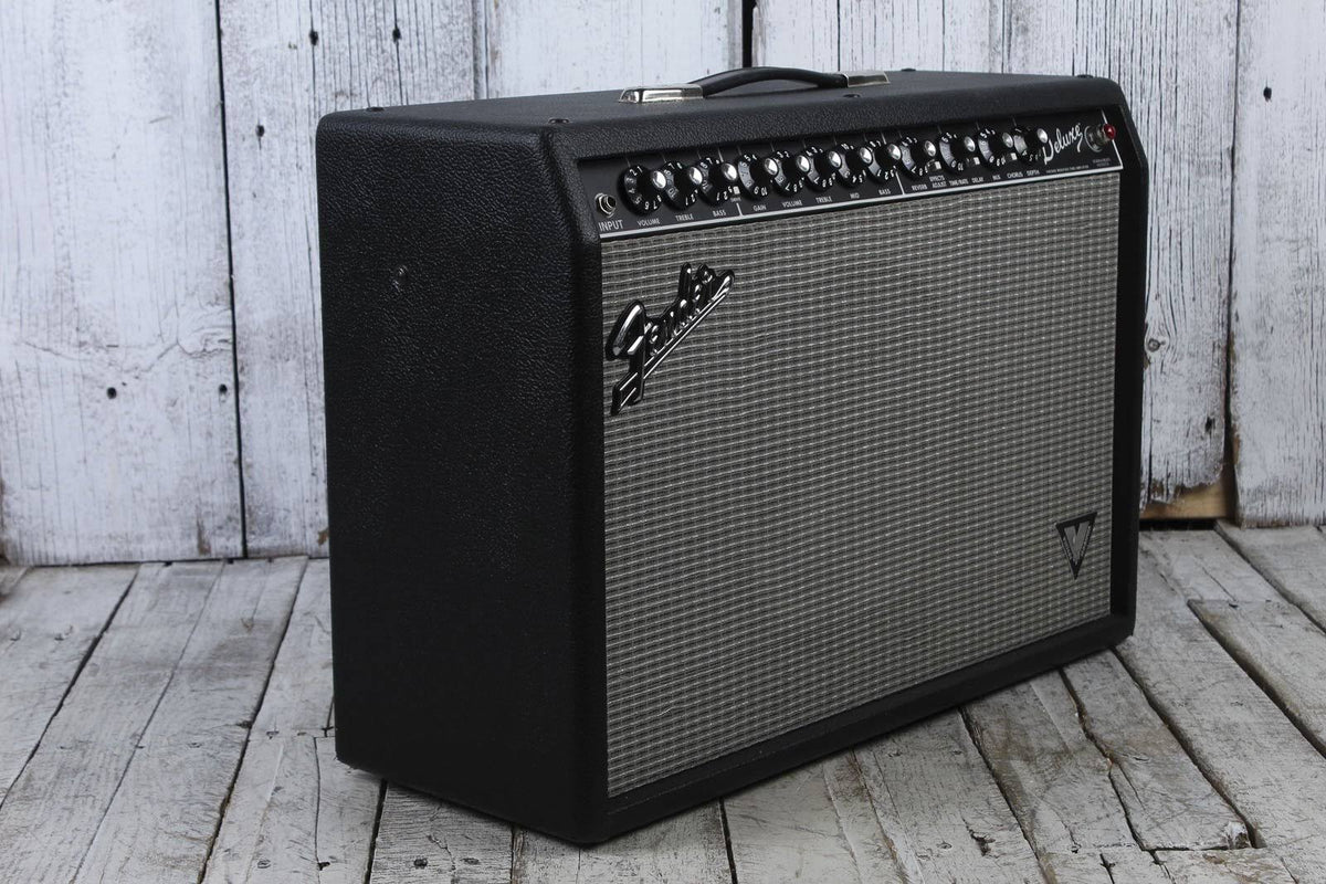 Fender Deluxe VM Vintage Modified 2-Channel 40-Watt 1x12x22 Guitar Combo