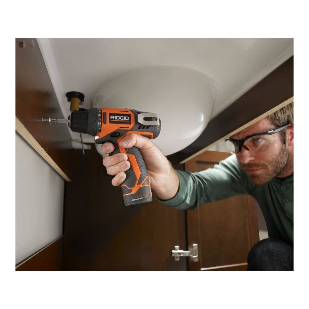 Ridgid R82005K 12-Volt Lithium-Ion 3/8x22 Cordless 2-Speed Drill Kit