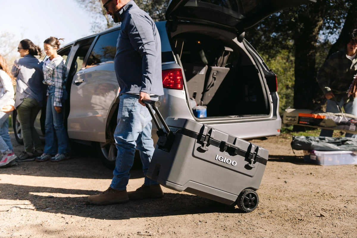 Igloo Overland 72 Quart Ice Chest Cooler with Wheels, Gray (31 x 18 x18)