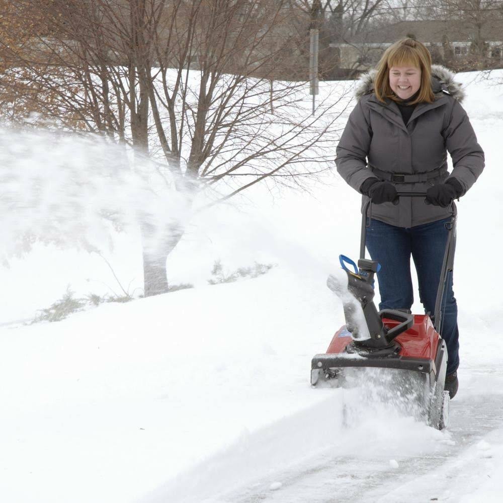 Toro Power Clear 518 ZE Snow Blower, 99cc, 4-Cycle, 18x22