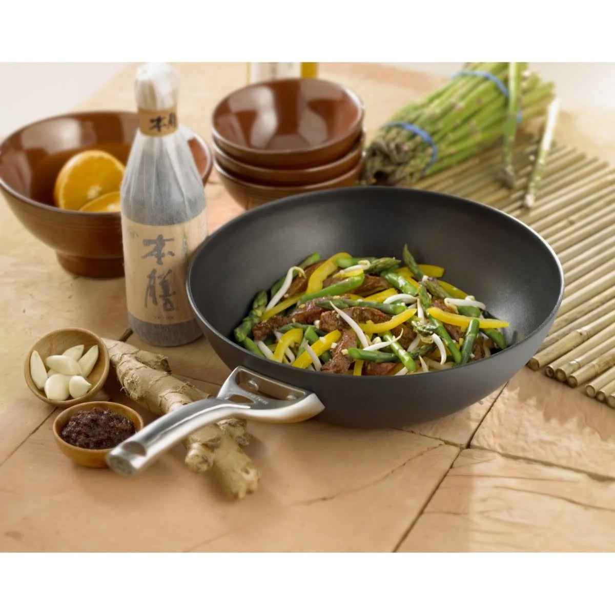 Calphalon Contemporary 10 inch Non-Stick Dishwasher Safe Stir Fry Pan