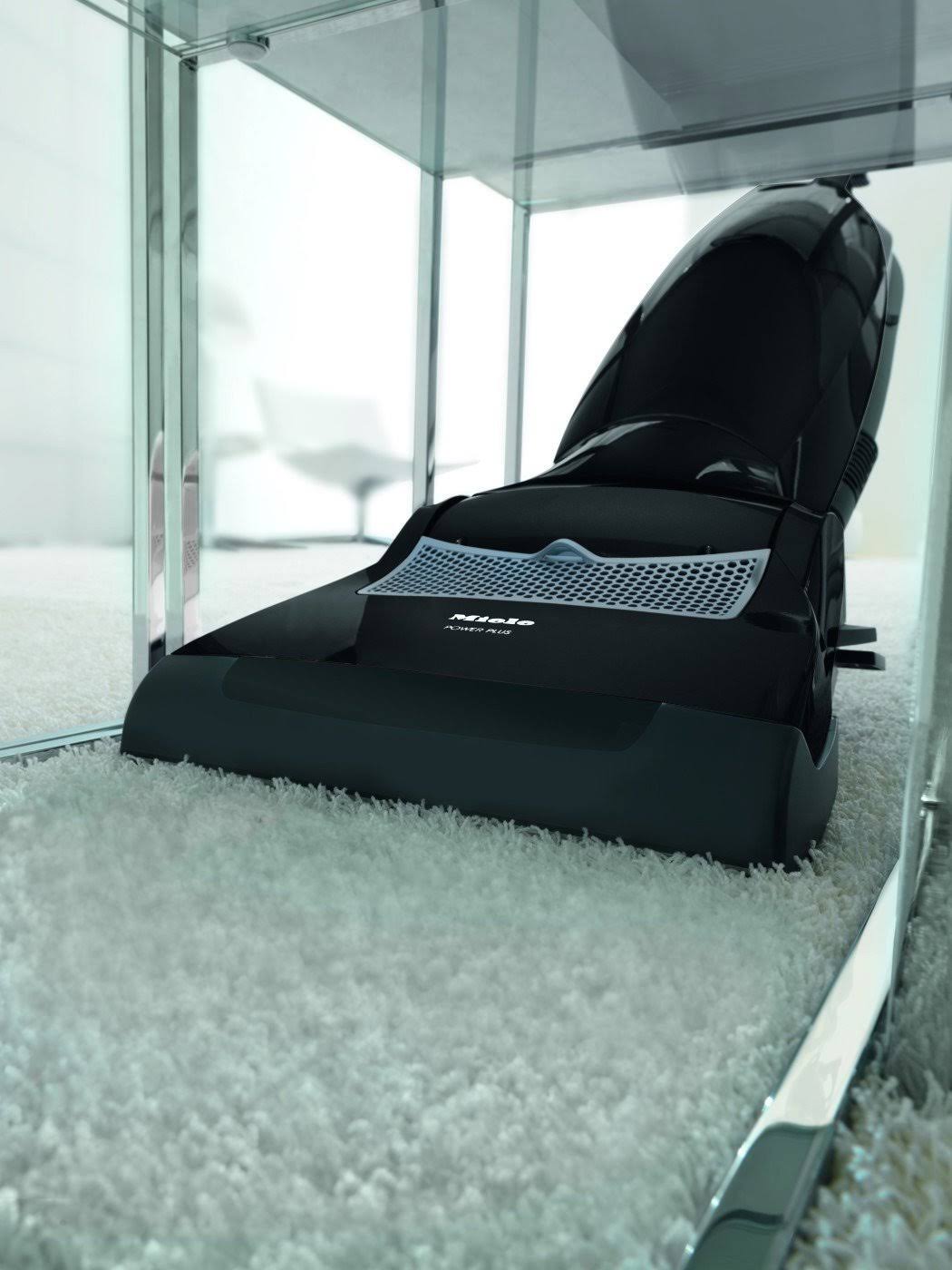 Miele Maverick Dynamic U1 Upright Vacuum