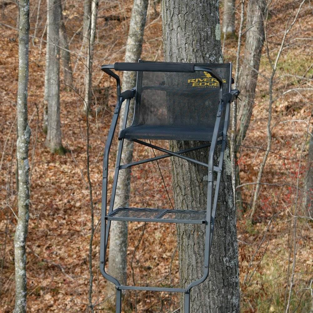 River&s Edge Relax Wide 17& Ladder Stand