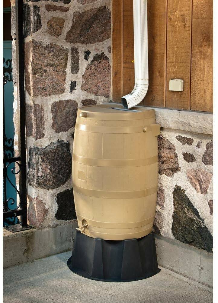 RTS Oak Rain Barrel w/ Brass Spigot