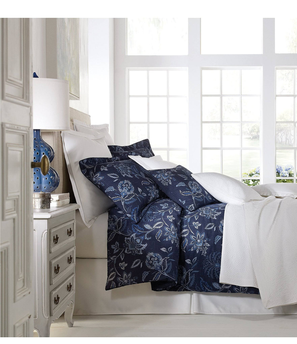 Southern Living Heirloom Sateen Twill Euro Sham - White