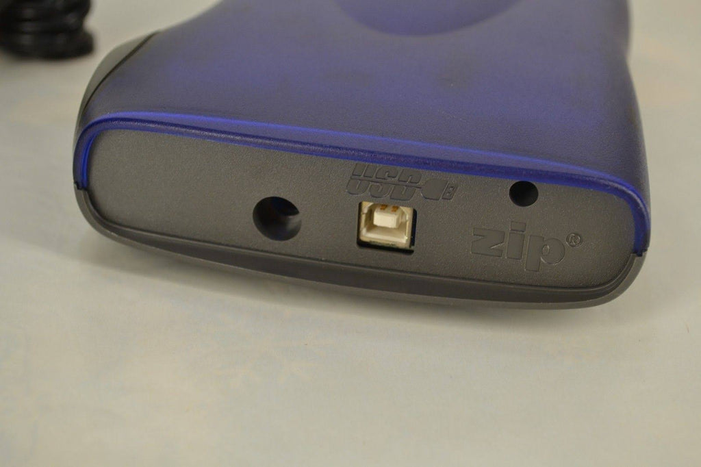 Iomega Zip 100 MB USB External Zip Drive with USB, Power Cord and 3 100Mb Discs