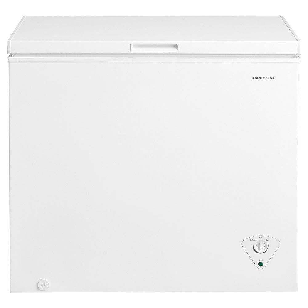 Frigidaire FFFC07M2UW 7.2 Cu. ft. Chest Freezer - White